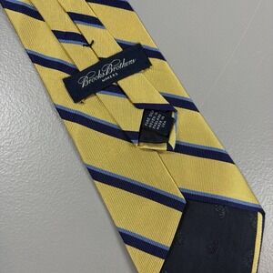 Brooks Brothers Tie Yellow Blue Stripe Pattern Made in USA 100% Pure Silk 3.5"
